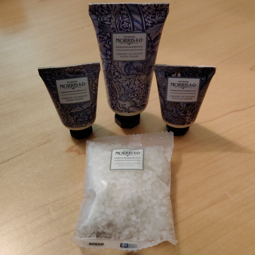 MORRIS & Co 
Set of 4 Hand and Bath Minis